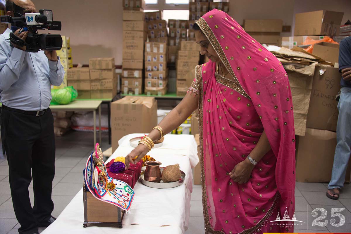 ©1987-2017 SKS Swaminarayan Temple East London